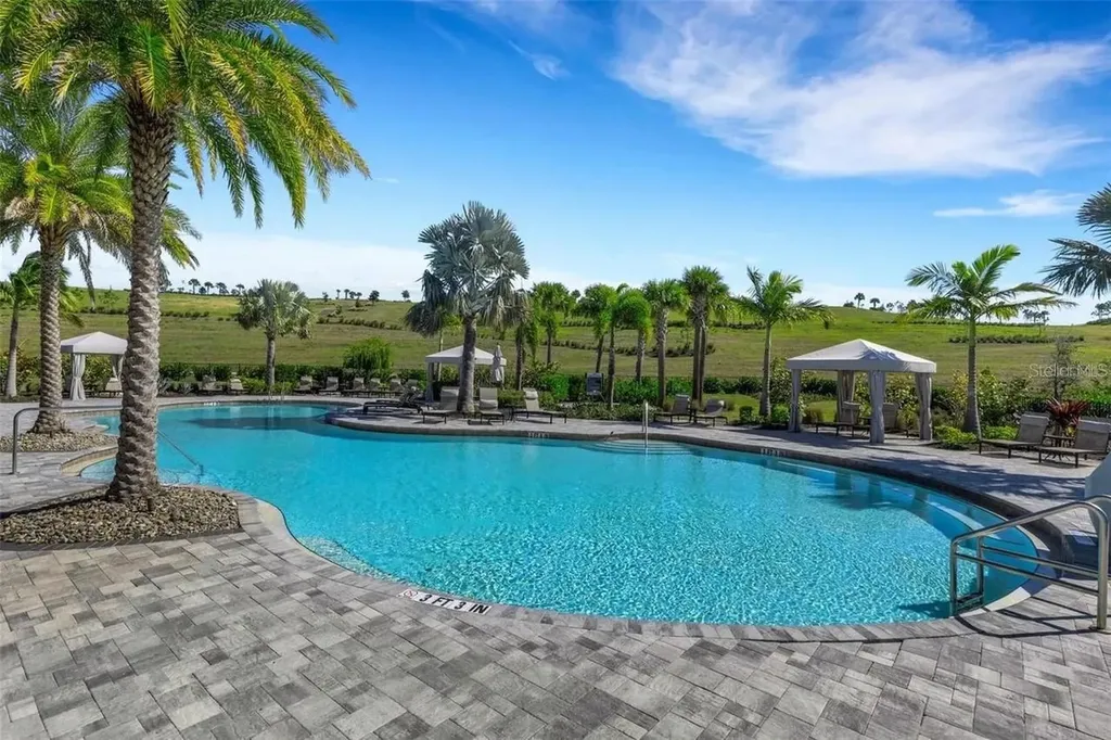 6111 Mesa Glen Bradenton FL 34203