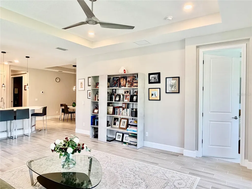 6111 Mesa Glen Bradenton FL 34203