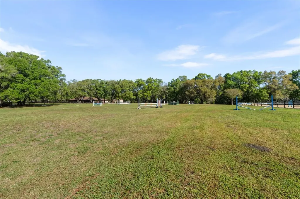 16525 SW 5th Place Newberry FL 32669