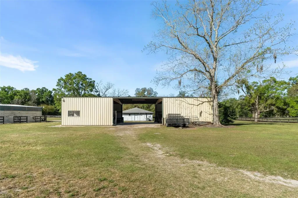 16525 SW 5th Place Newberry FL 32669