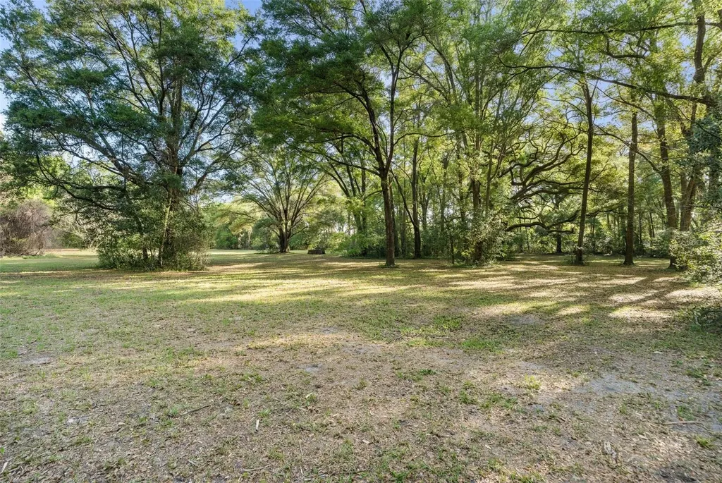 16525 SW 5th Place Newberry FL 32669