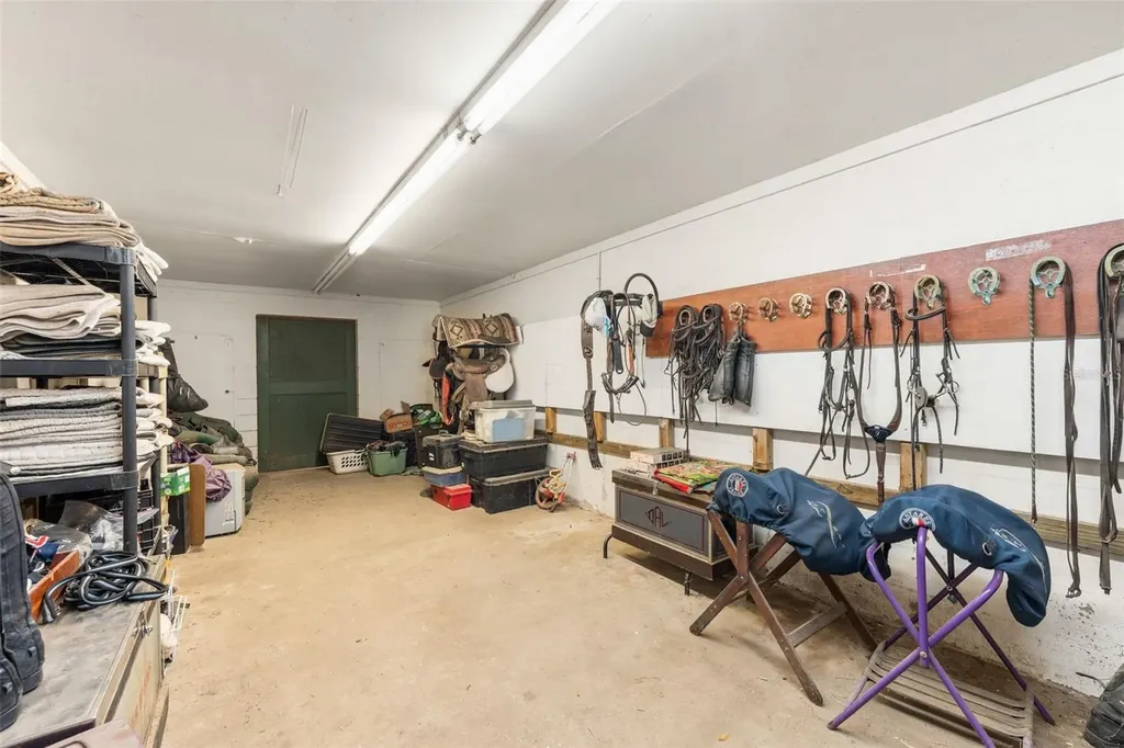 16525 SW 5th Place Newberry FL 32669