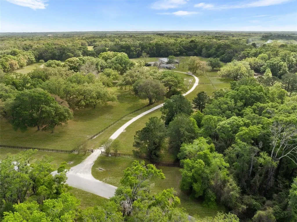 16525 SW 5th Place Newberry FL 32669