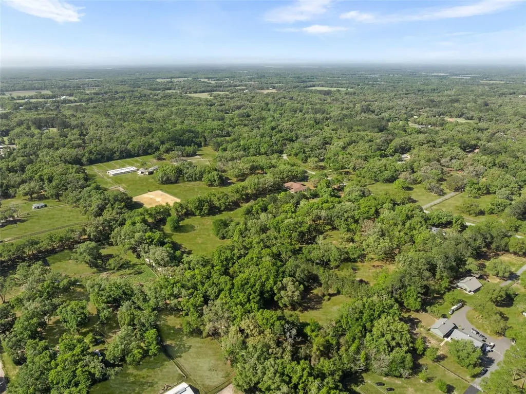 16525 SW 5th Place Newberry FL 32669