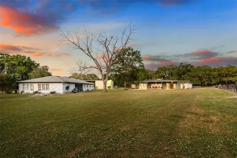 16525 SW 5th Place Newberry FL 32669