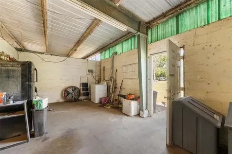 16525 SW 5th Place Newberry FL 32669