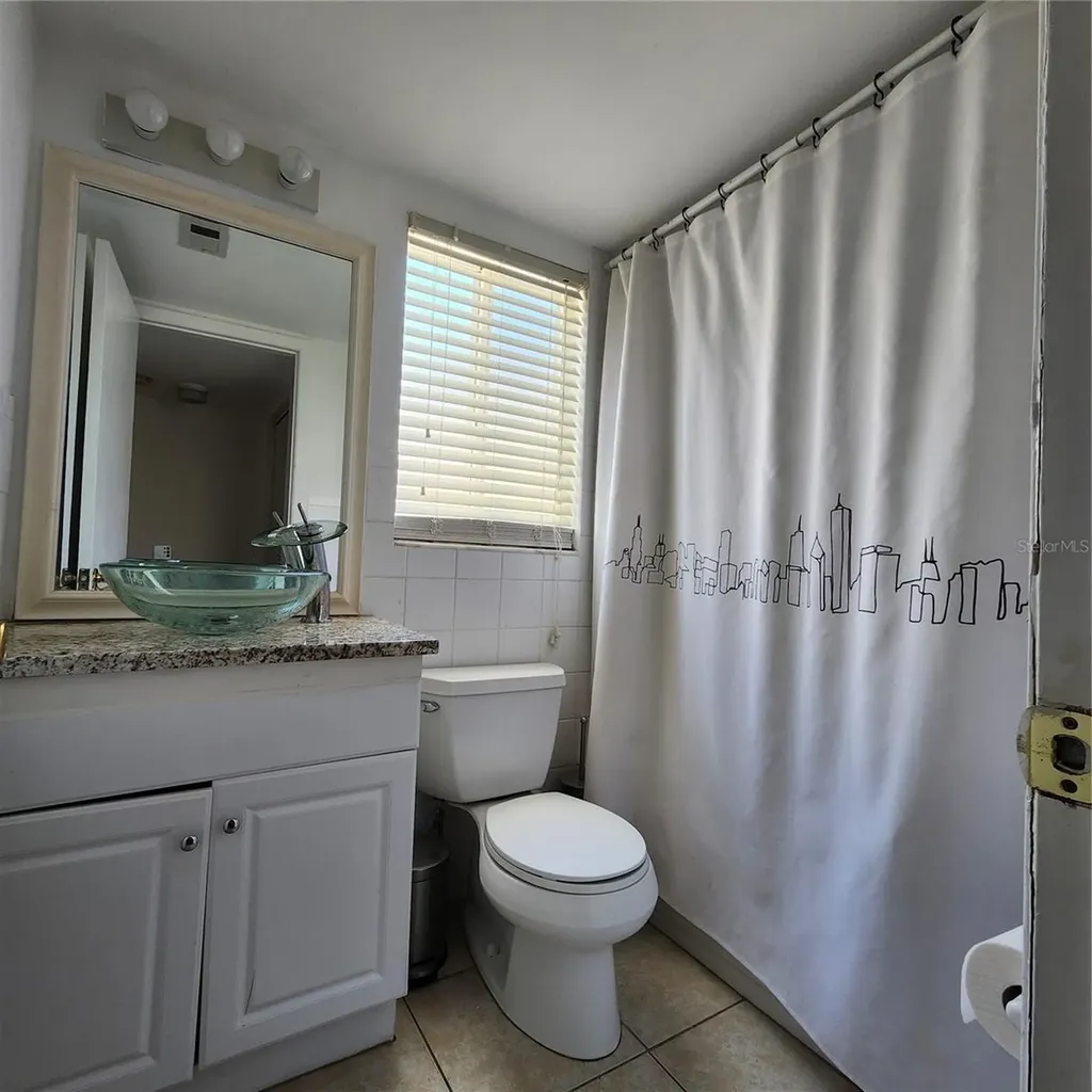 3206 W Azeele Street Tampa FL 33609