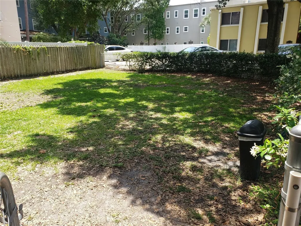 3206 W Azeele Street Tampa FL 33609