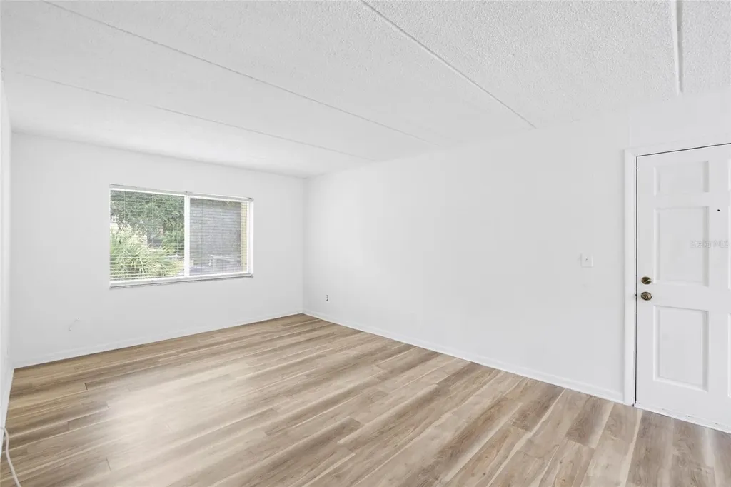 3206 W Azeele Street Tampa FL 33609