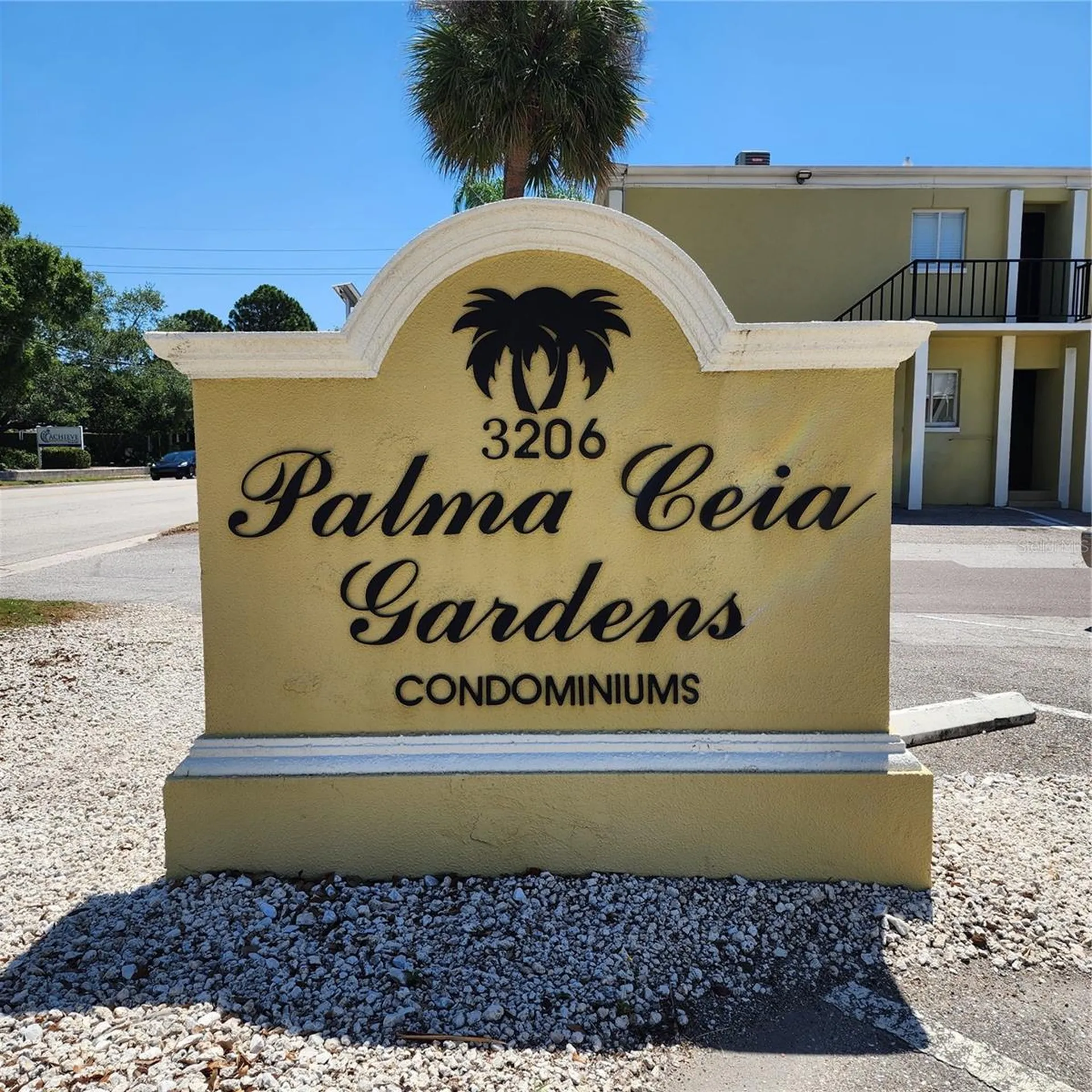 3206 W Azeele Street Tampa FL 33609