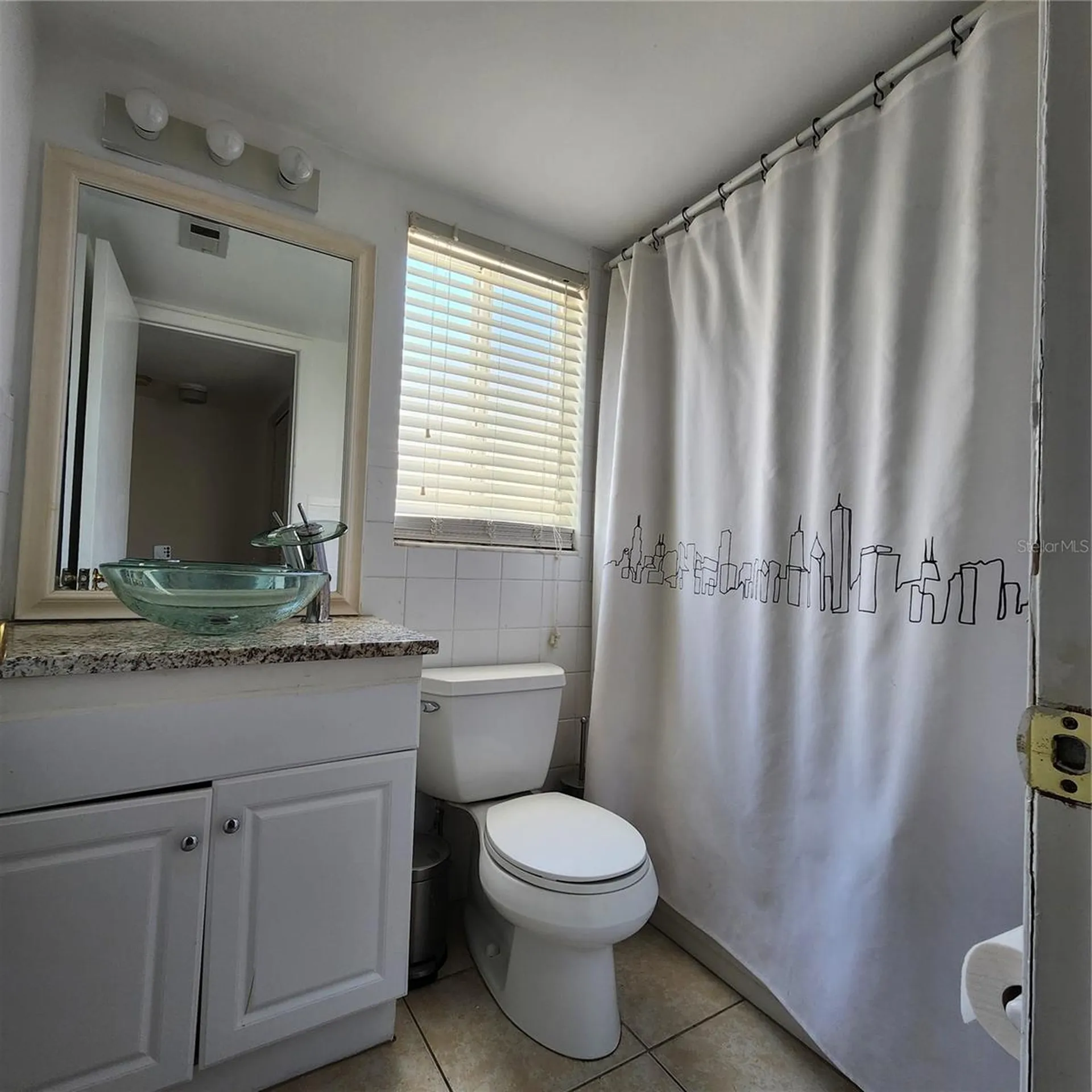 3206 W Azeele Street Tampa FL 33609