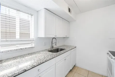 3206 W Azeele Street Tampa FL 33609
