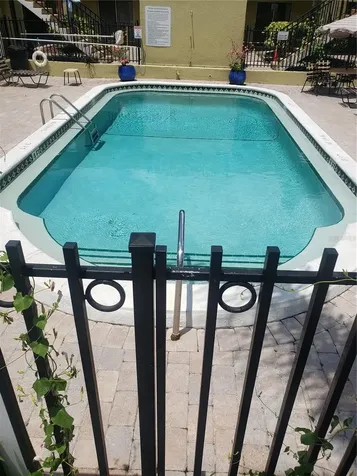 3206 W Azeele Street Tampa FL 33609