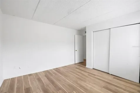 3206 W Azeele Street Tampa FL 33609