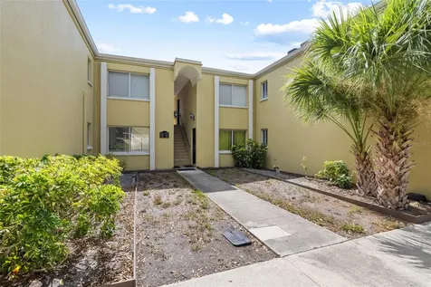 3206 W Azeele Street Tampa FL 33609
