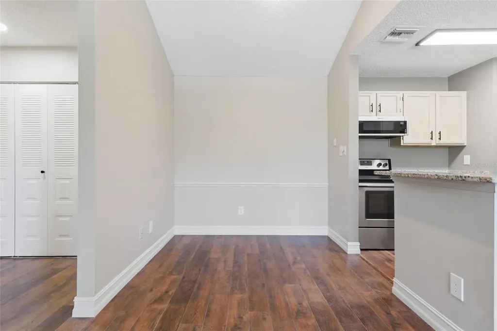 4037 Crockers Lake Boulevard Sarasota FL 34238