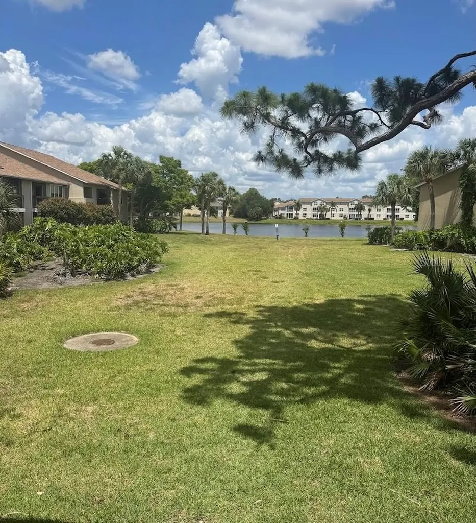 4037 Crockers Lake Boulevard Sarasota FL 34238