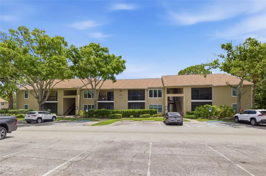 4037 Crockers Lake Boulevard Sarasota FL 34238