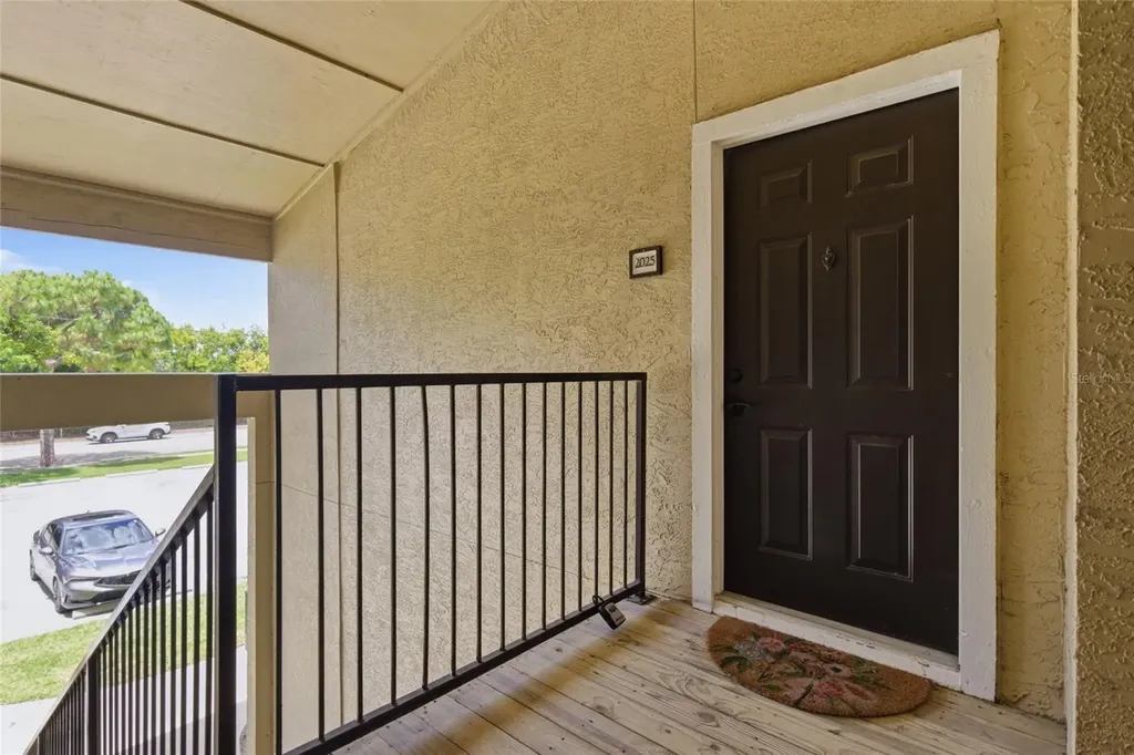 4037 Crockers Lake Boulevard Sarasota FL 34238