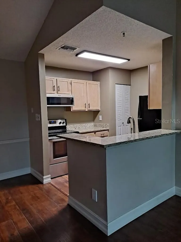 4037 Crockers Lake Boulevard Sarasota FL 34238