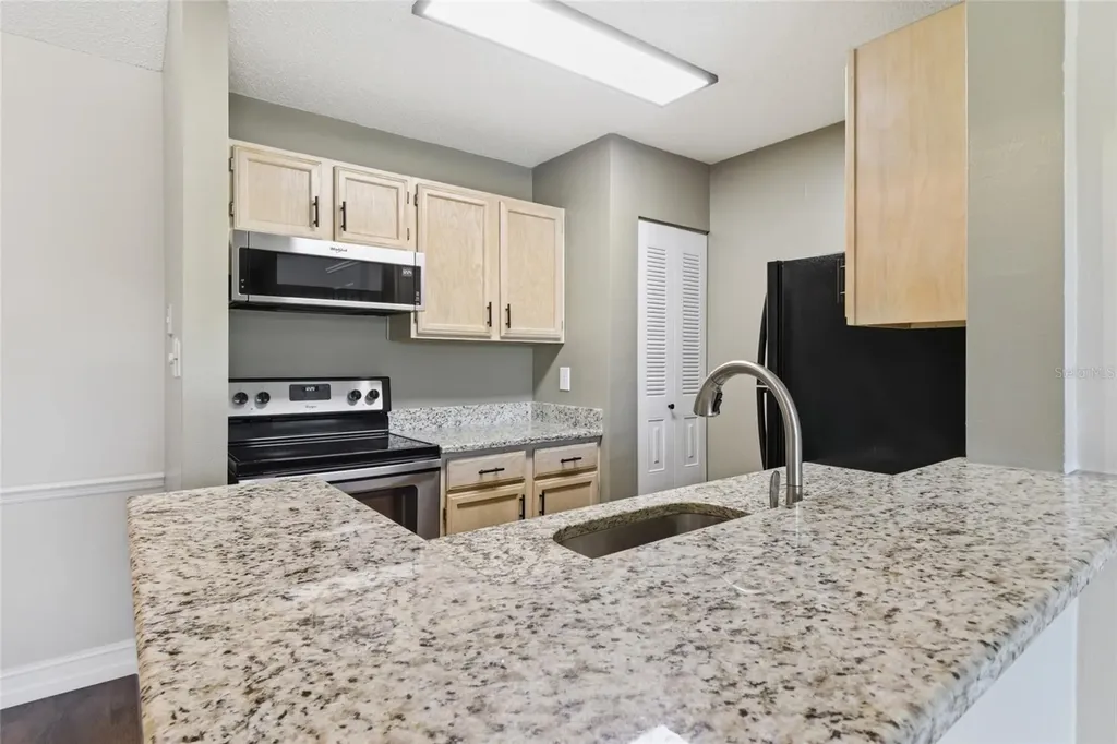 4037 Crockers Lake Boulevard Sarasota FL 34238