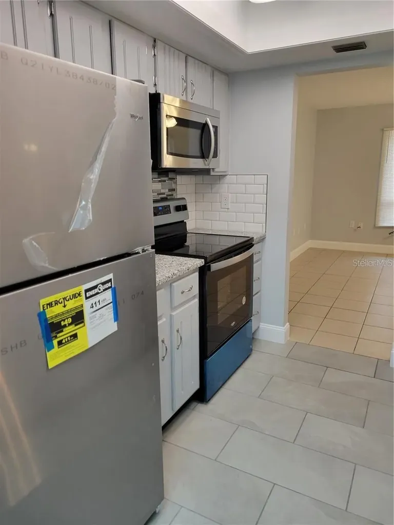807 Mclain Court Tavares FL 32778