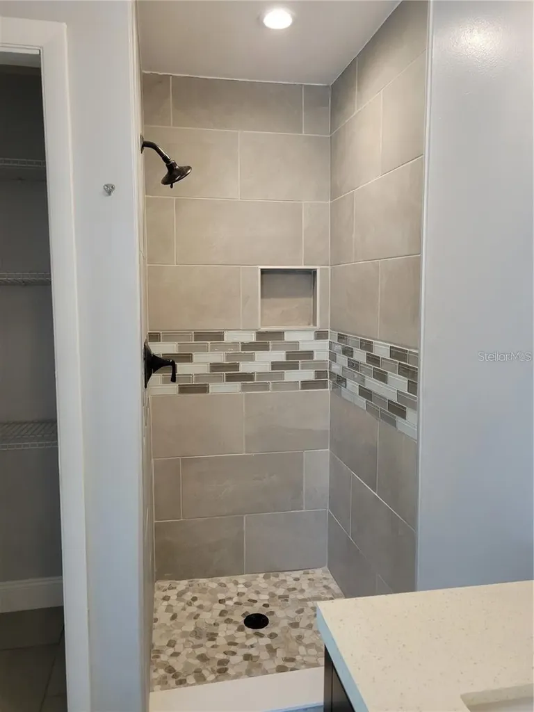 807 Mclain Court Tavares FL 32778