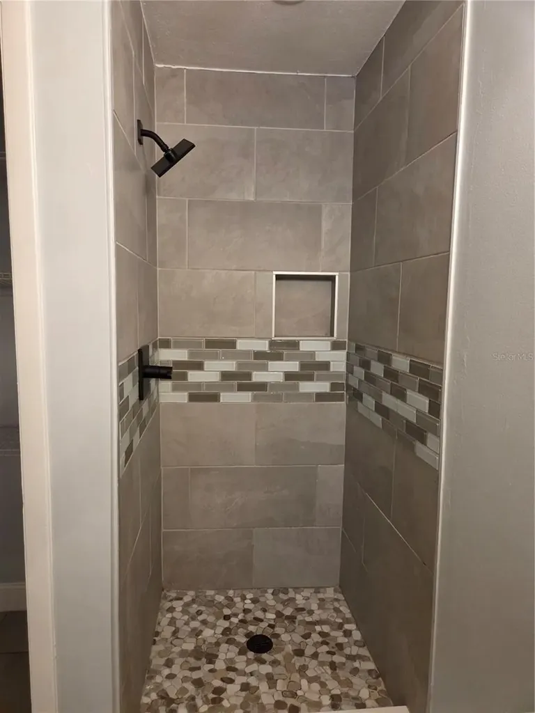 807 Mclain Court Tavares FL 32778