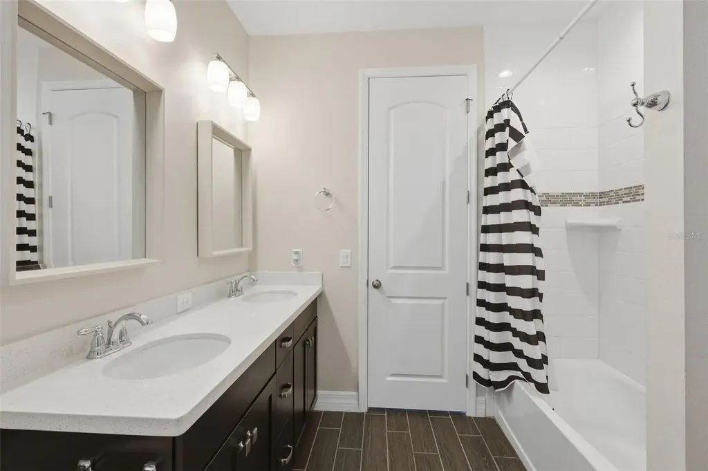 2321 Oxmoor Drive Deland FL 32724
