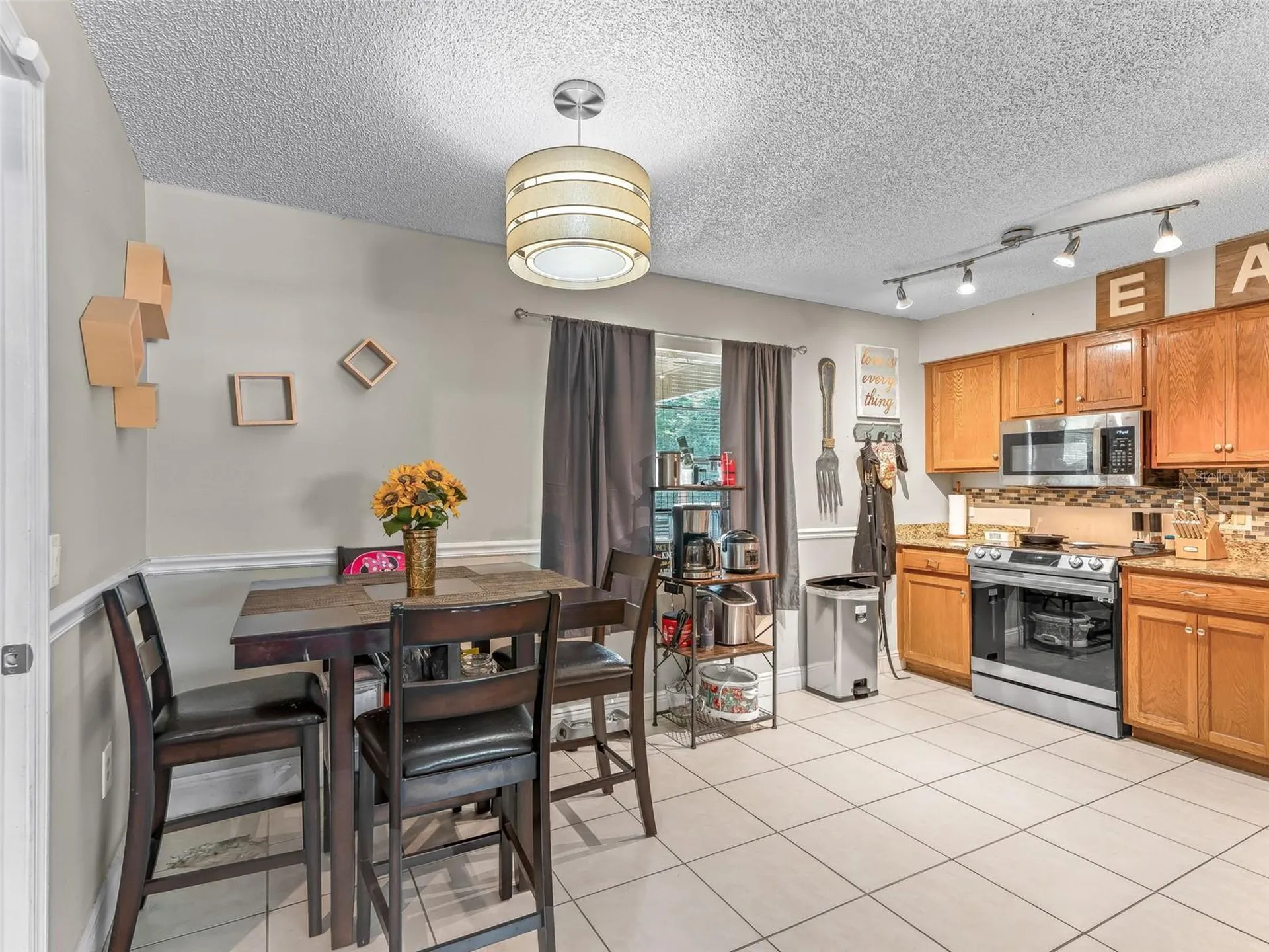 911 Jacaranda Drive Lady Lake FL 32159