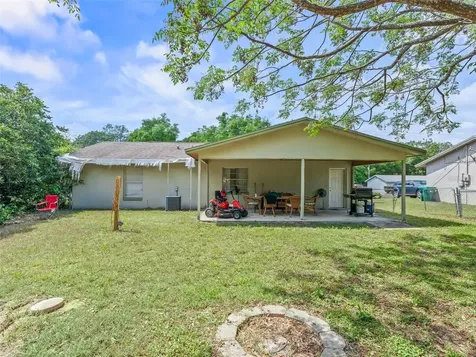 911 Jacaranda Drive Lady Lake FL 32159