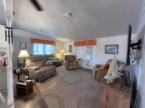2055 S Floral Avenue Bartow FL 33830
