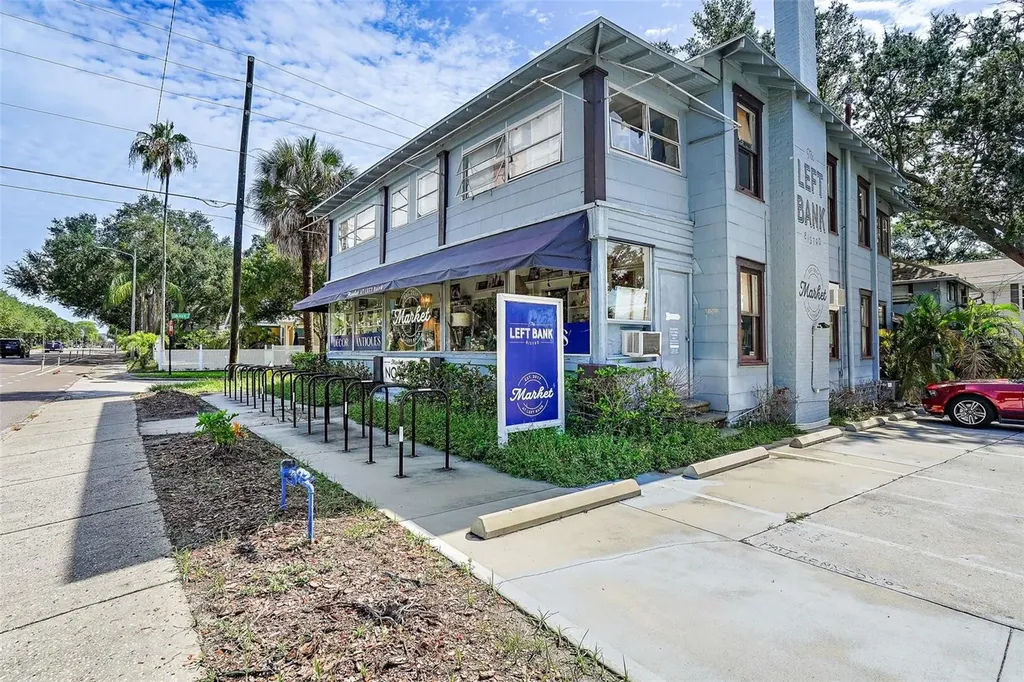 779 12th Avenue N St Petersburg FL 33704