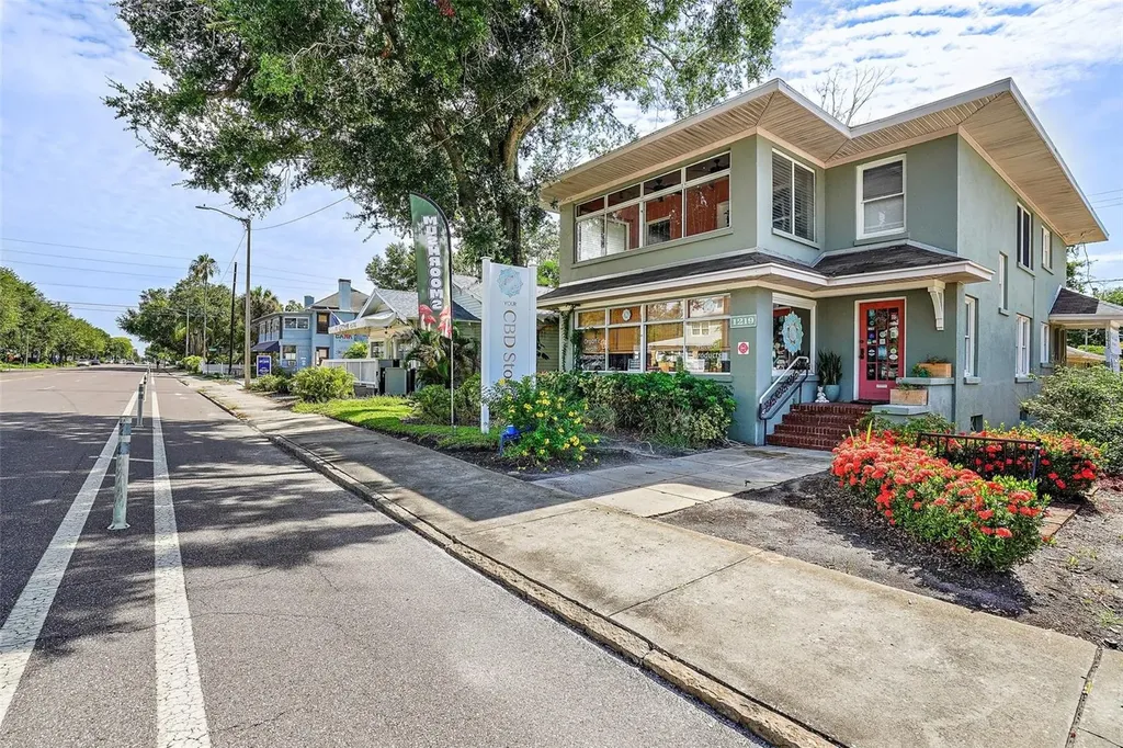 779 12th Avenue N St Petersburg FL 33704