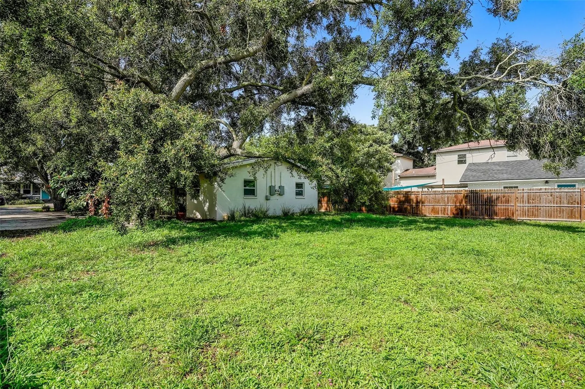 779 12th Avenue N St Petersburg FL 33704
