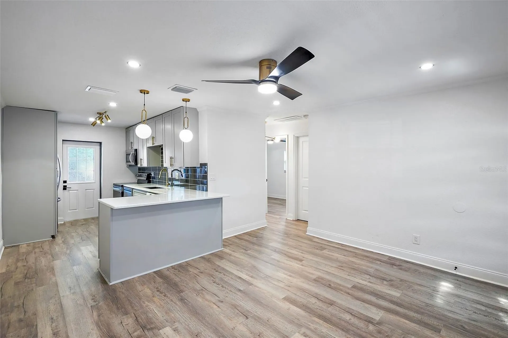 779 12th Avenue N St Petersburg FL 33704