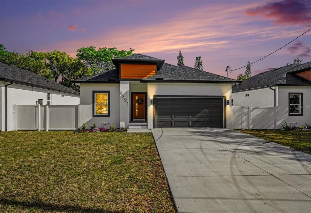 1721 W Perio Street Tampa FL 33612