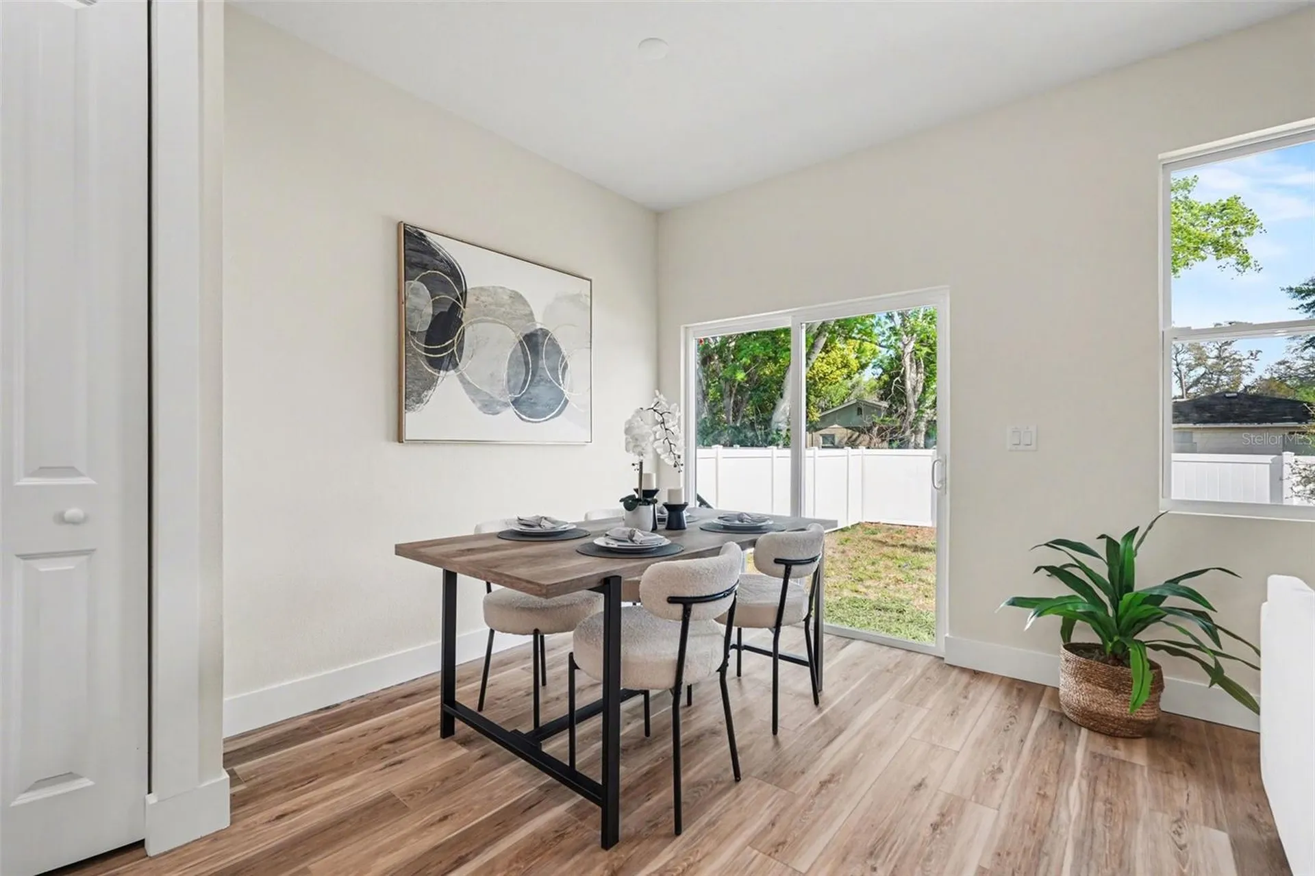 1721 W Perio Street Tampa FL 33612