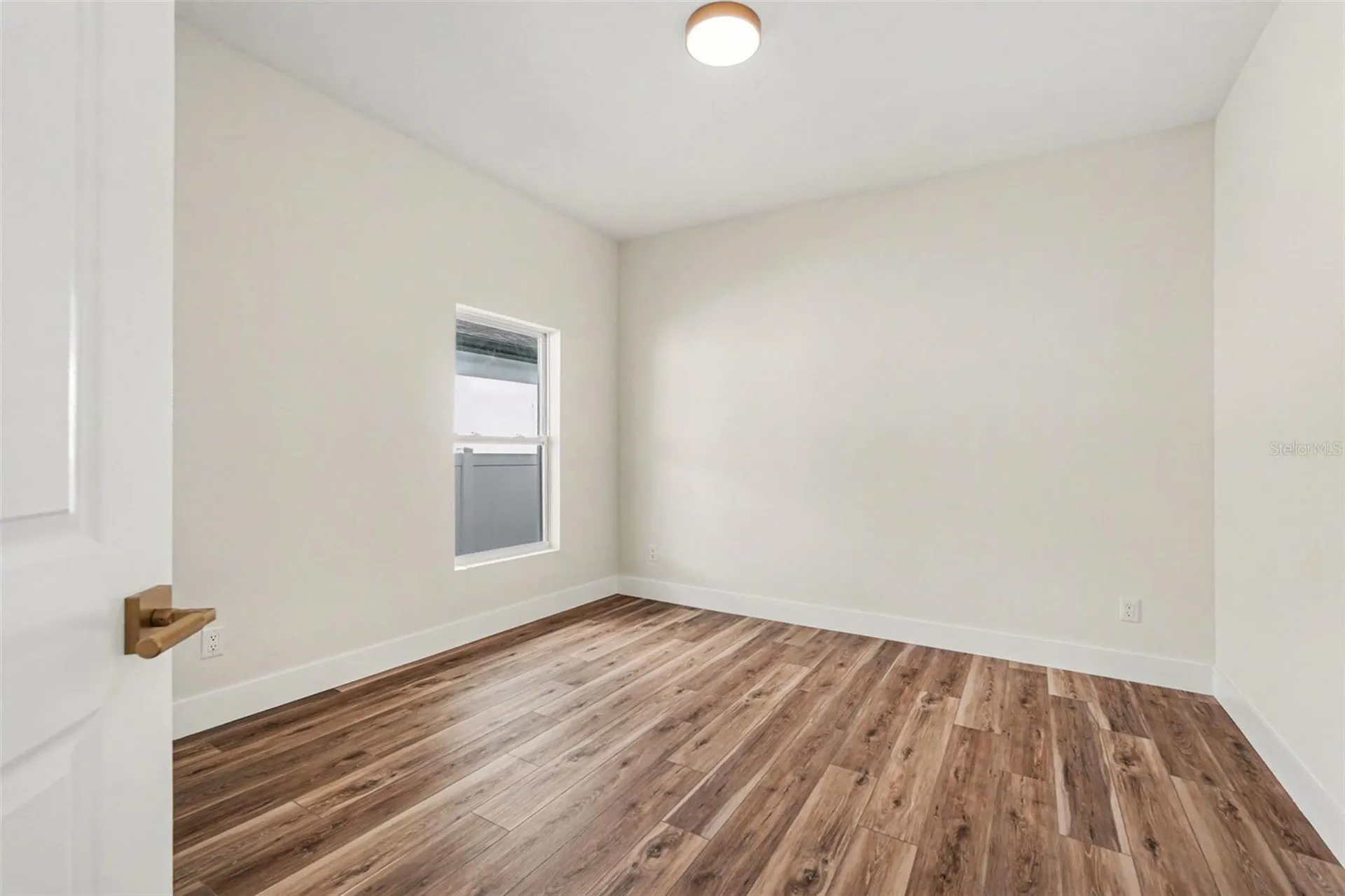 1721 W Perio Street Tampa FL 33612