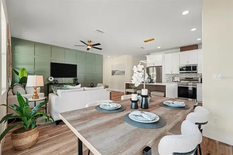 1721 W Perio Street Tampa FL 33612