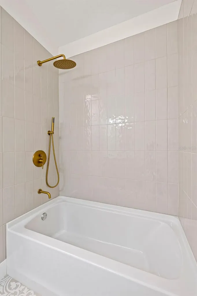 6401 69th Avenue N Pinellas Park FL 33781