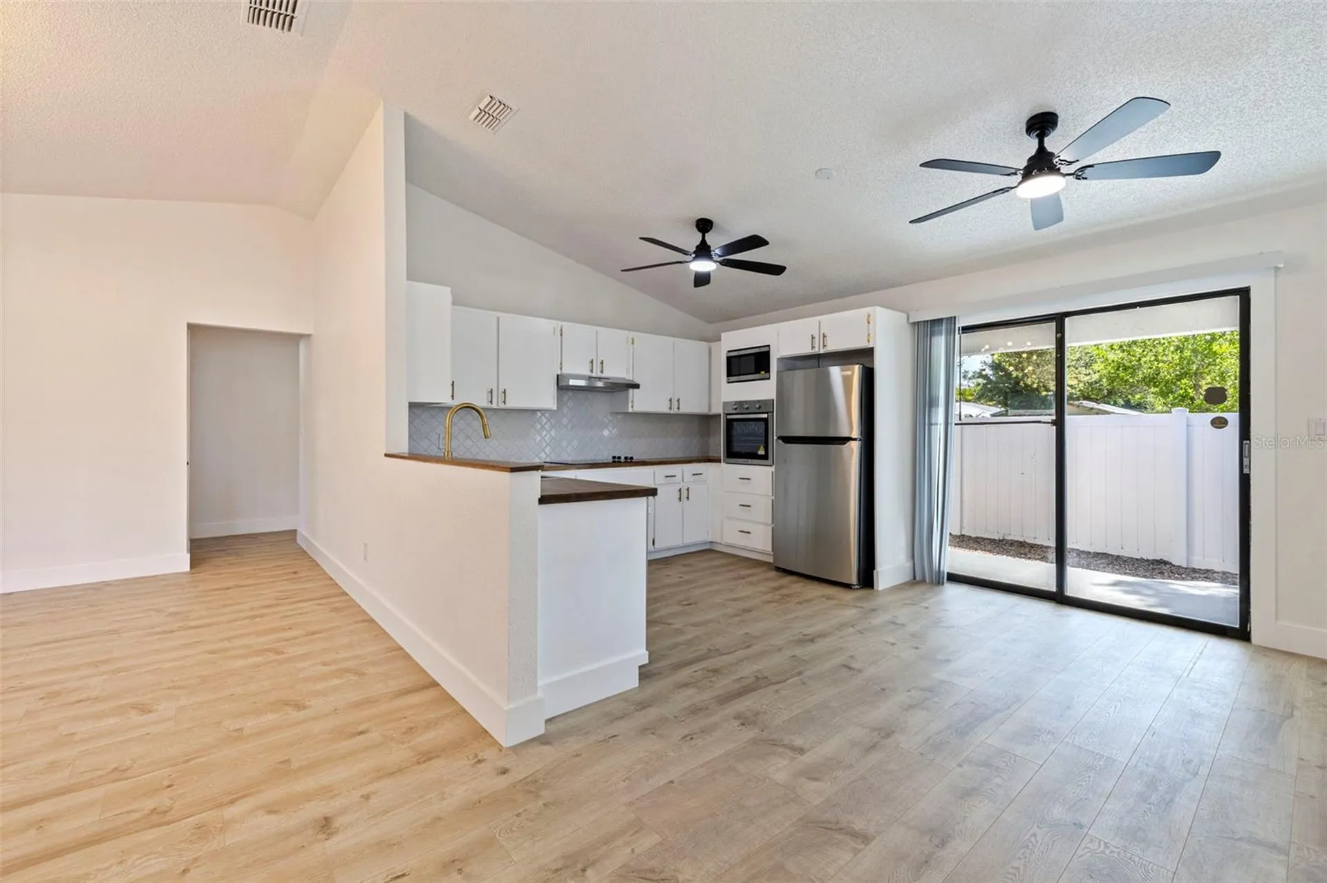 6401 69th Avenue N Pinellas Park FL 33781