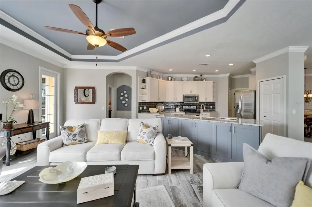 221 Sela Cove Circle Apollo Beach FL 33572