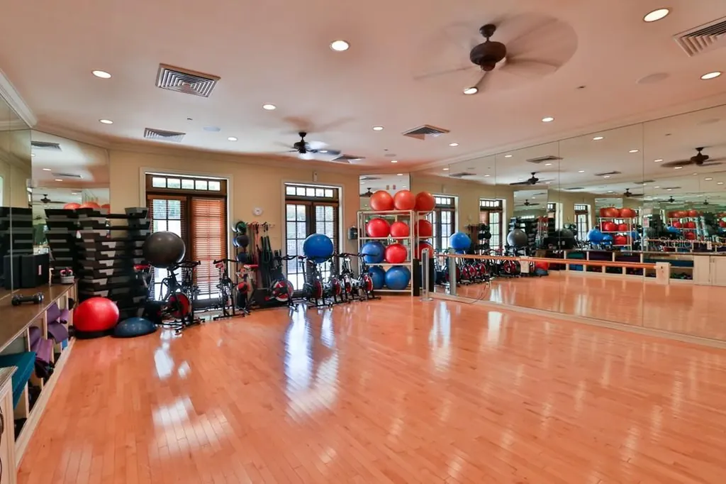 221 Sela Cove Circle Apollo Beach FL 33572