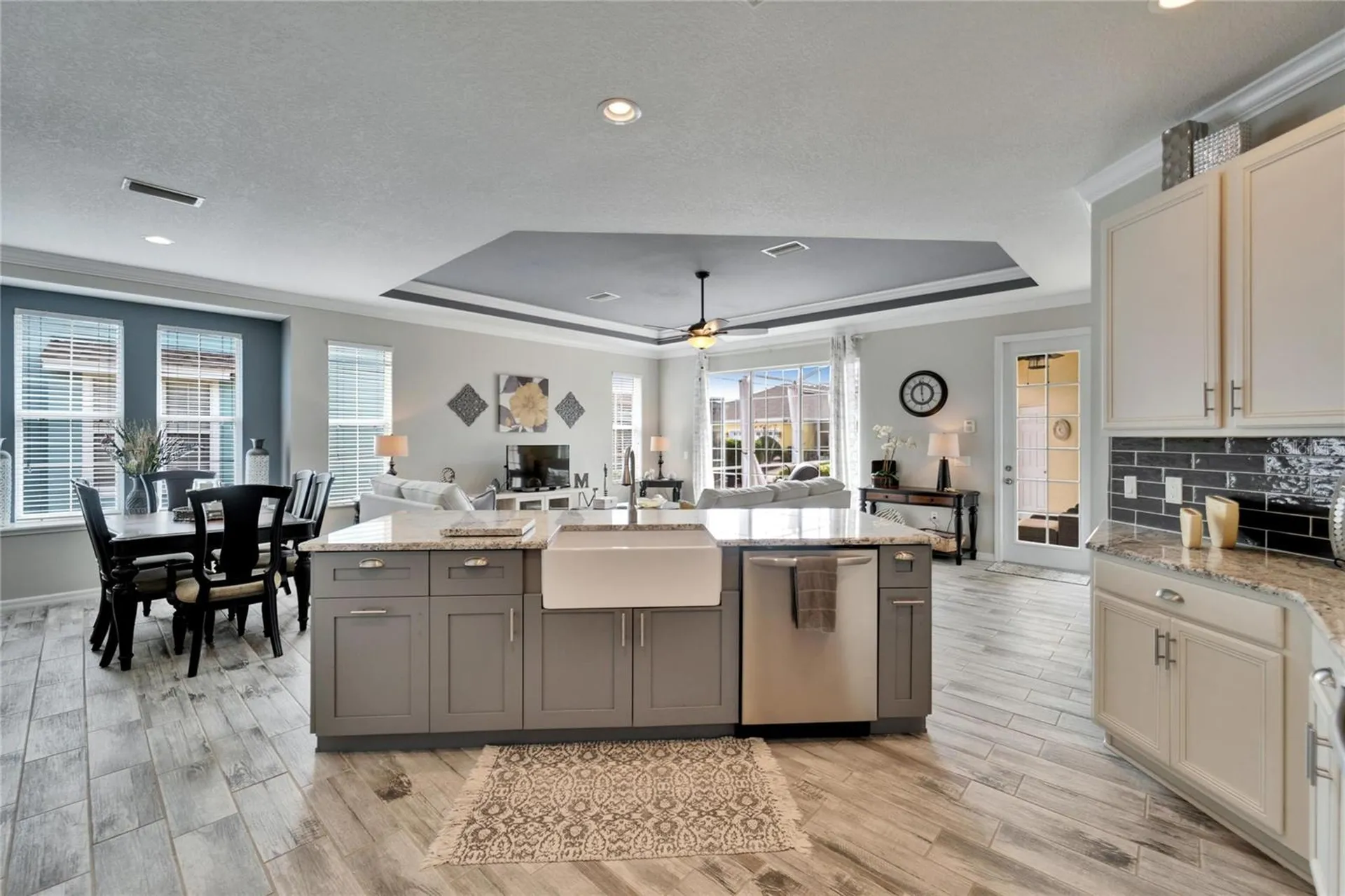 221 Sela Cove Circle Apollo Beach FL 33572