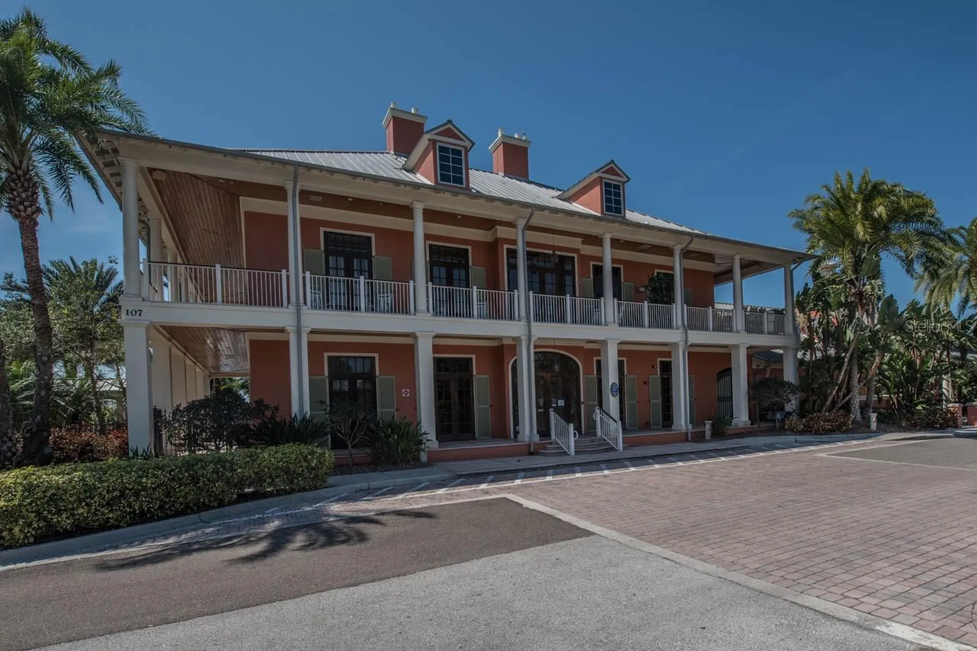 221 Sela Cove Circle Apollo Beach FL 33572