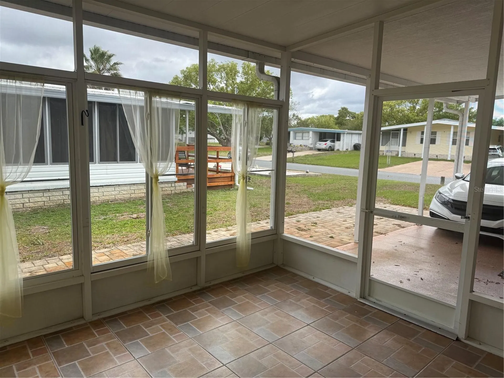 8044 Western Circle Drive Brooksville FL 34613