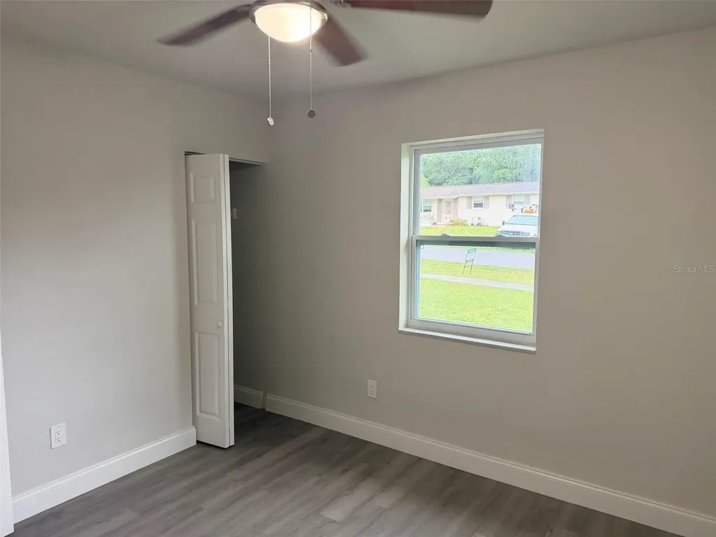 1869 W Freeman Place Citrus Springs FL 34434