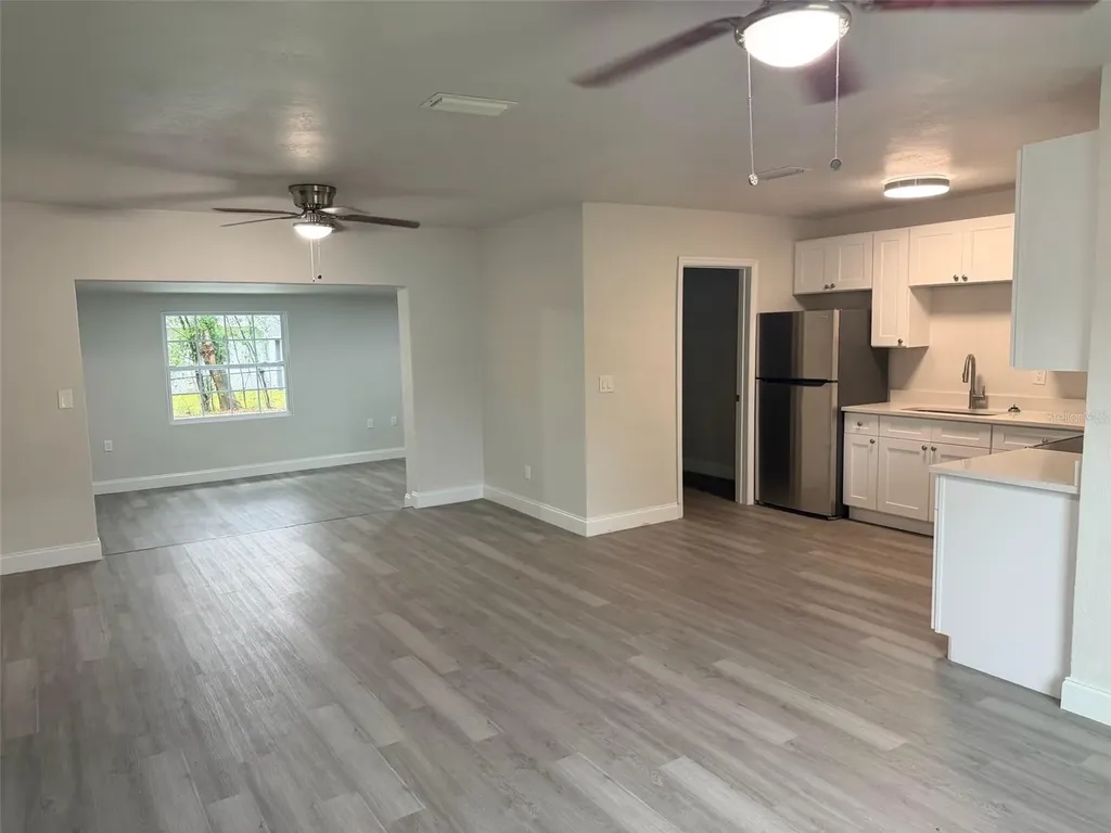 1869 W Freeman Place Citrus Springs FL 34434