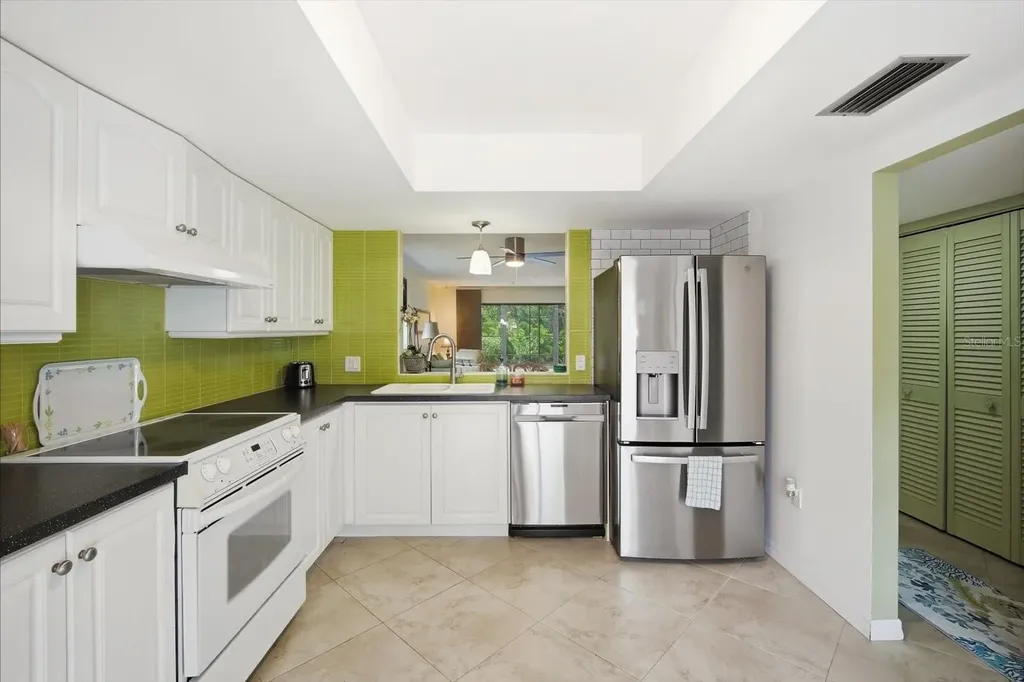 169 Pinehurst Drive Bradenton FL 34210
